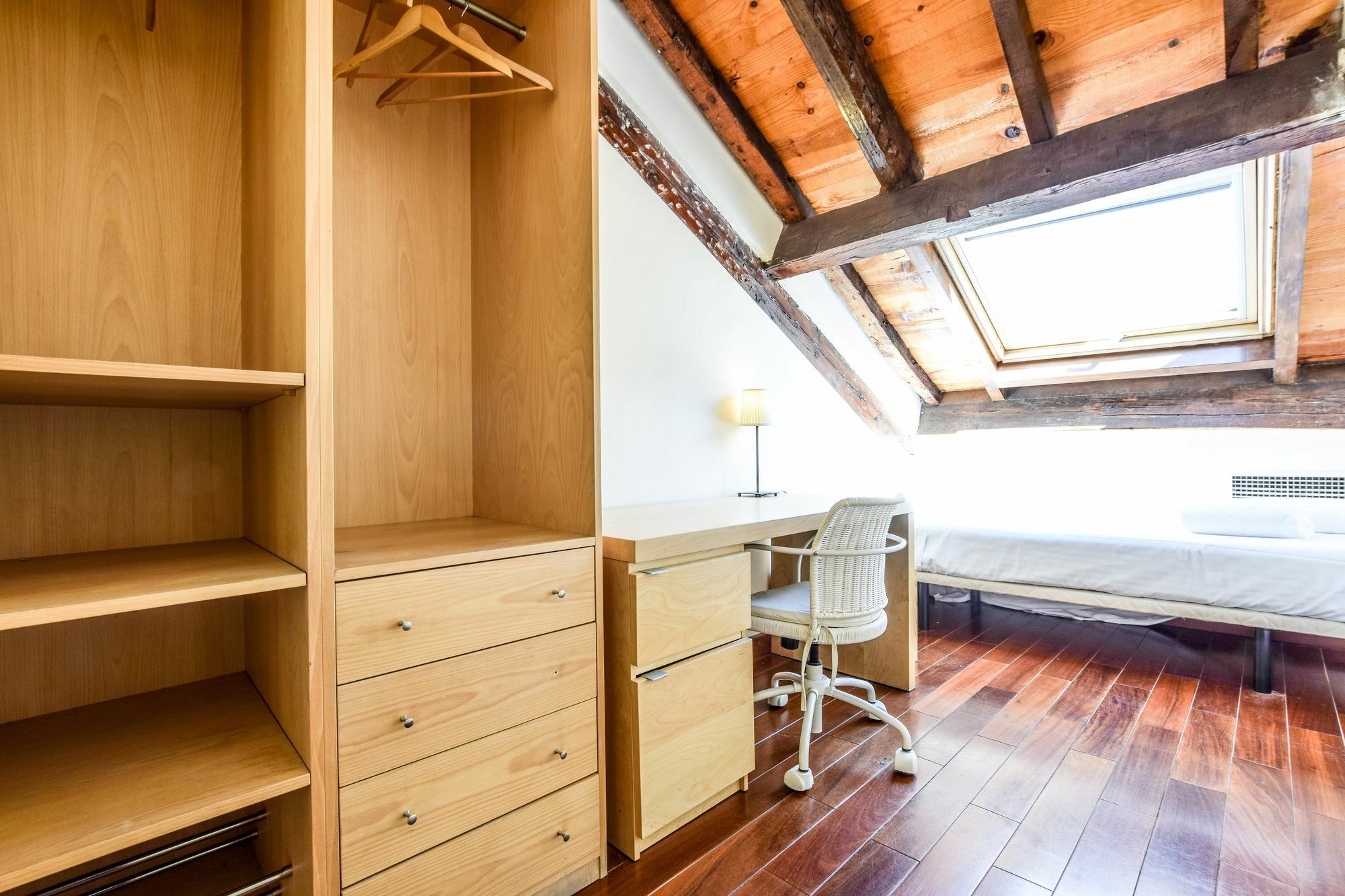 Apartamento To Rent Duque De Alba *